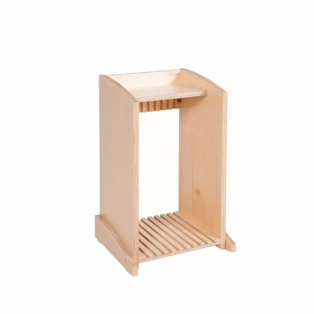 Greenboards Stand